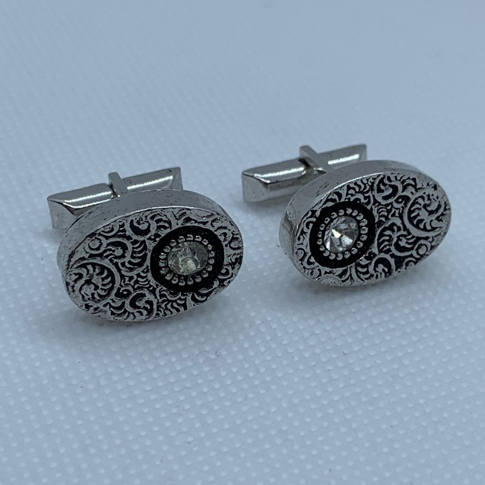 Men’s Oval Silver Tone Cufflinks w/Clear Stones